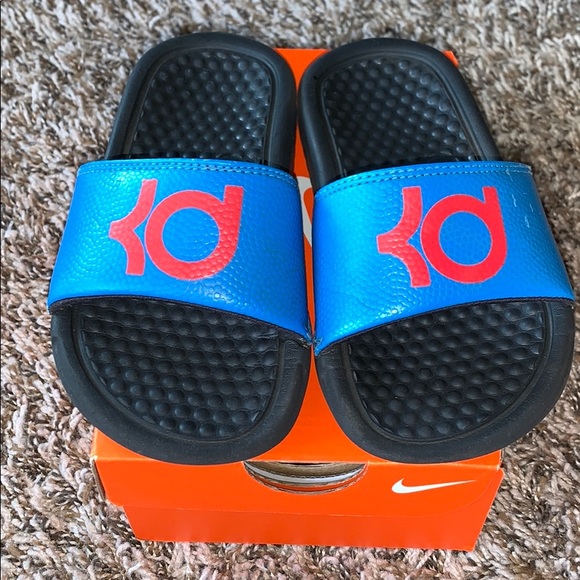 kevin durant slides
